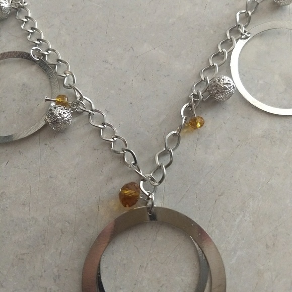 3/$15 Siver Color Neclace with Amber Colored Beads - Picture 1 of 4